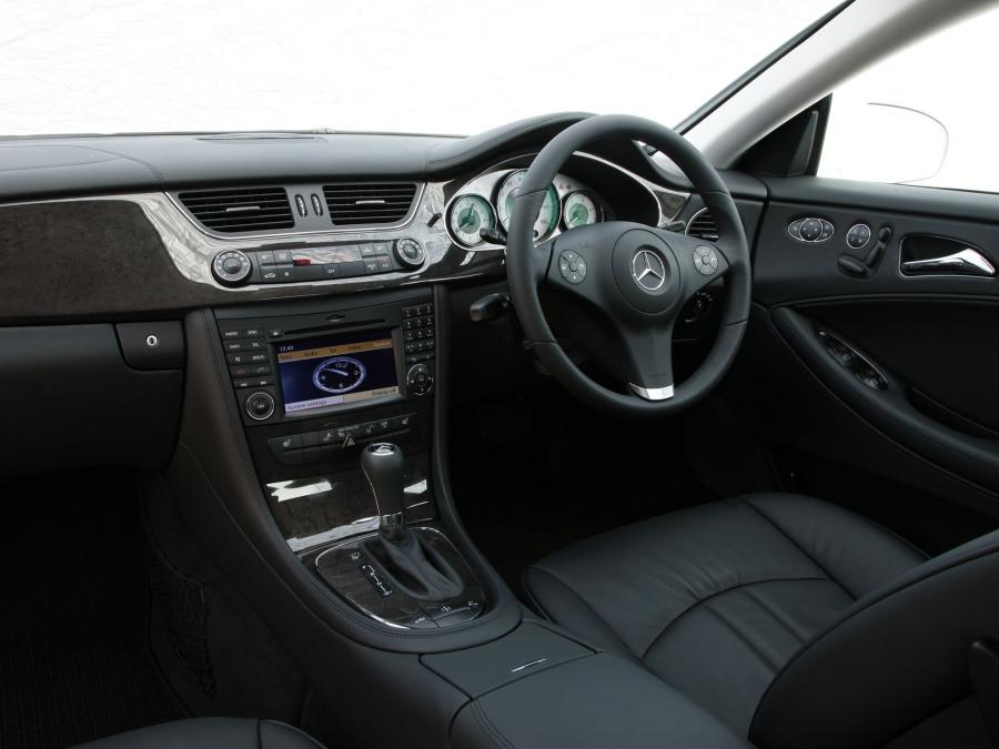  Mercedes-Benz CLS320 CDI 2008 года  (UK) (фото 14 из 14)